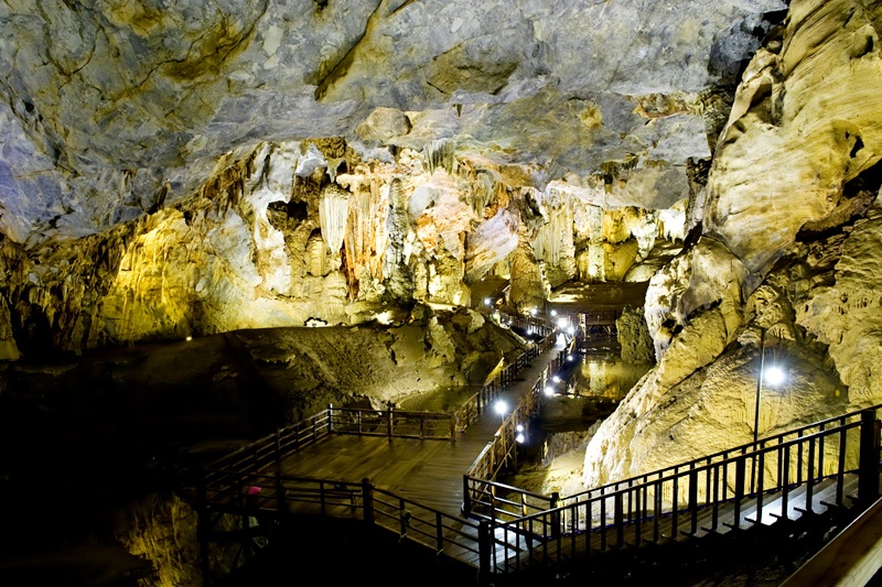 Hue - Thien Duong Cave