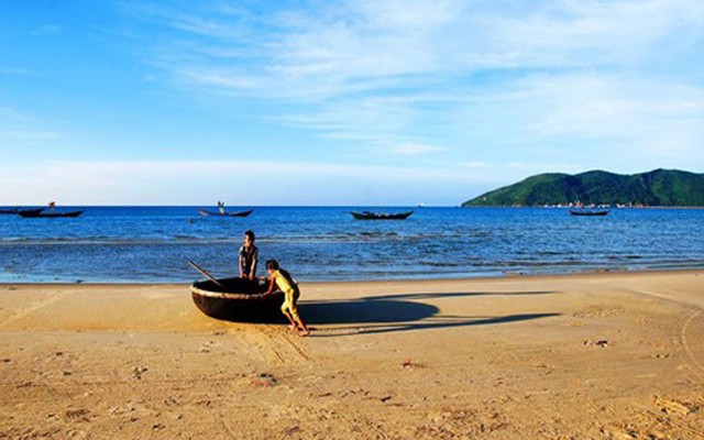Bãi Biển Phú Diên